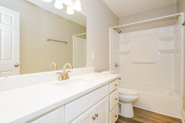 Building Photo - 1205 Danbury Ct