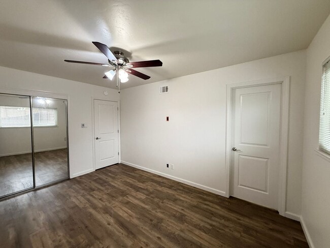 Building Photo - Orcutt Single Story Updated Home is Pet Fr...