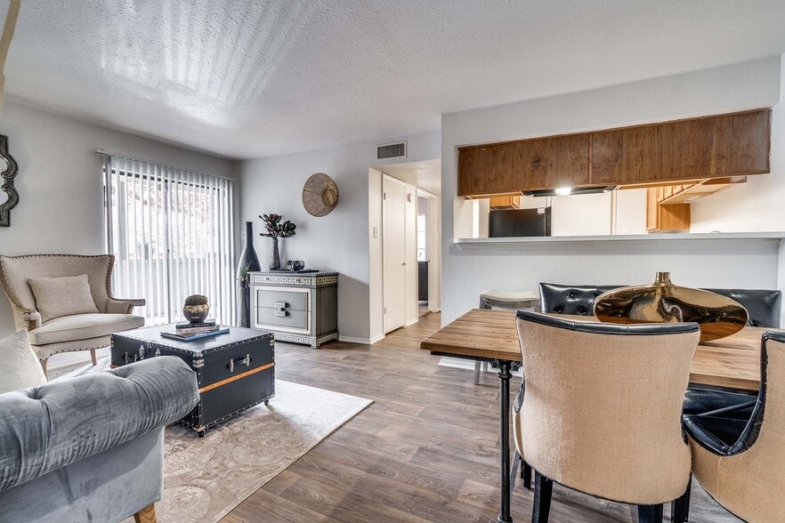 Building Photo - Foxwood