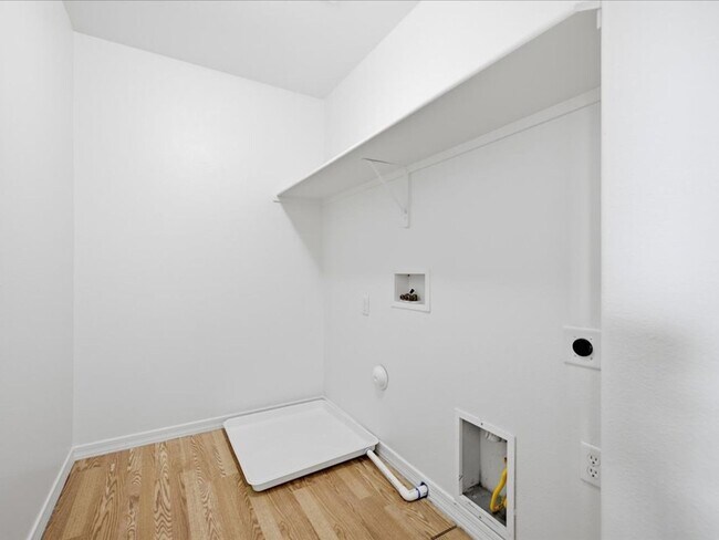 Building Photo - 14252 South Avenida Zumba