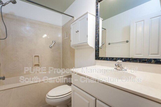 Building Photo - 7211 Indigo Palms Way