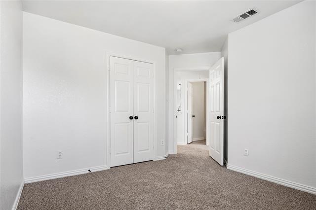 Building Photo - 2000 Webb Dr