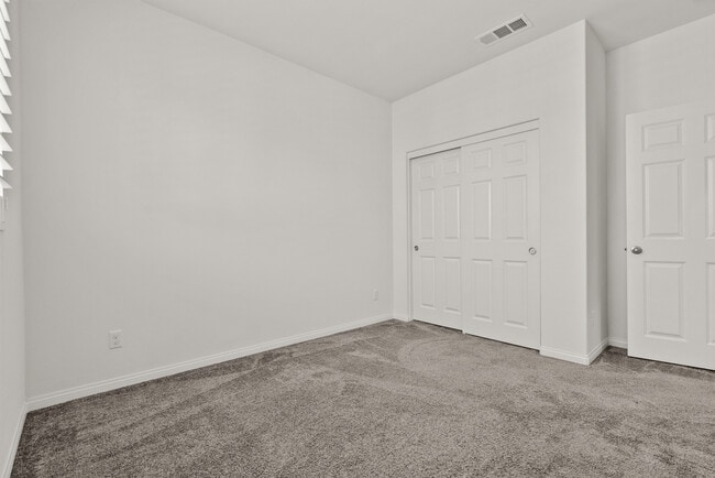 Building Photo - 14610 Isla Vista Dr