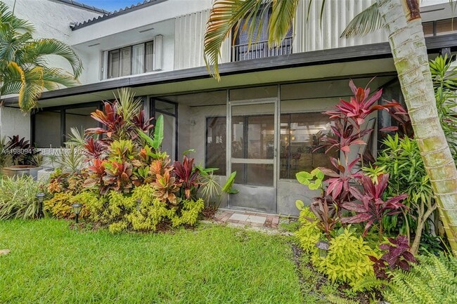 Building Photo - 21300 San Simeon Way