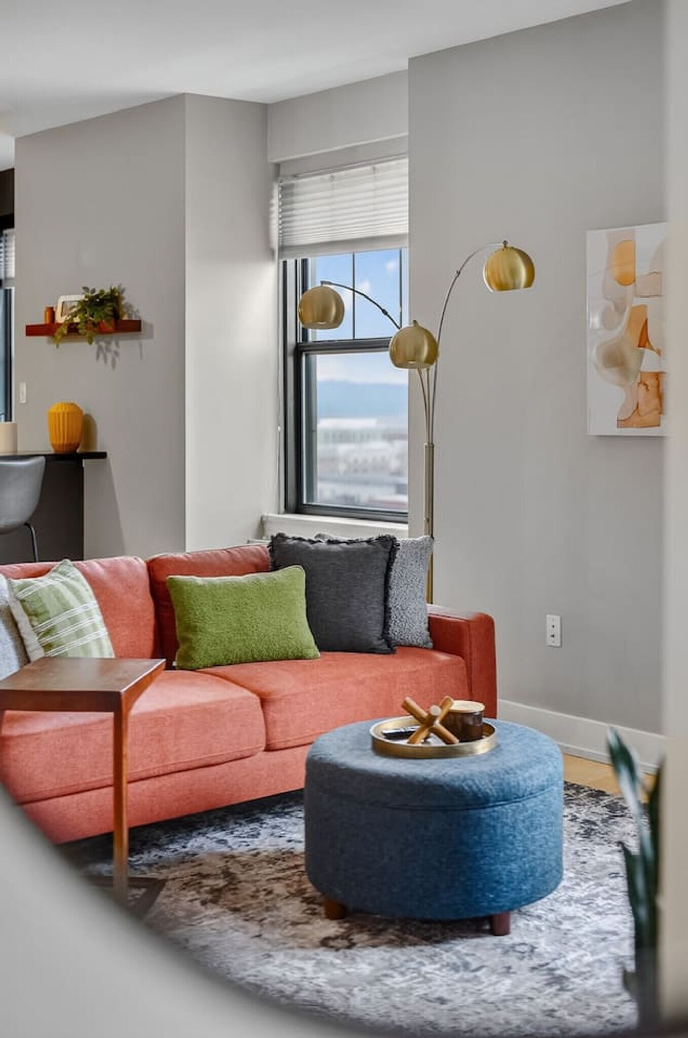 Building Photo - 400 Walnut St