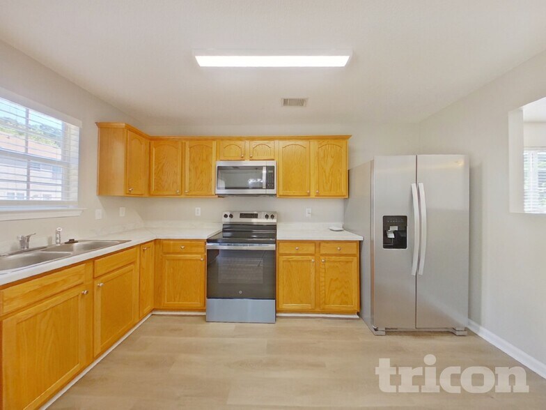 Building Photo - 4059 Angels Dr