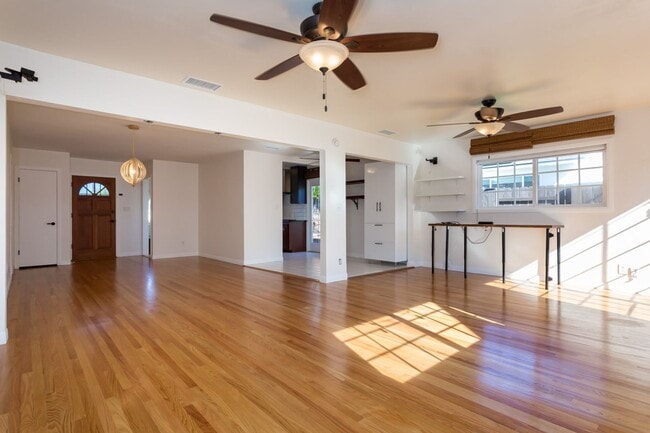 Building Photo - Upgraded Single Family Home in Allied Gardens!