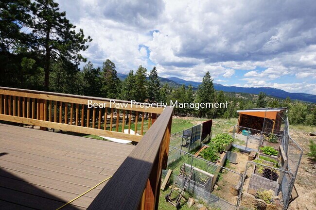Building Photo - "Charming 3-Bedroom with 2 Full Baths in Scenic Bailey!"