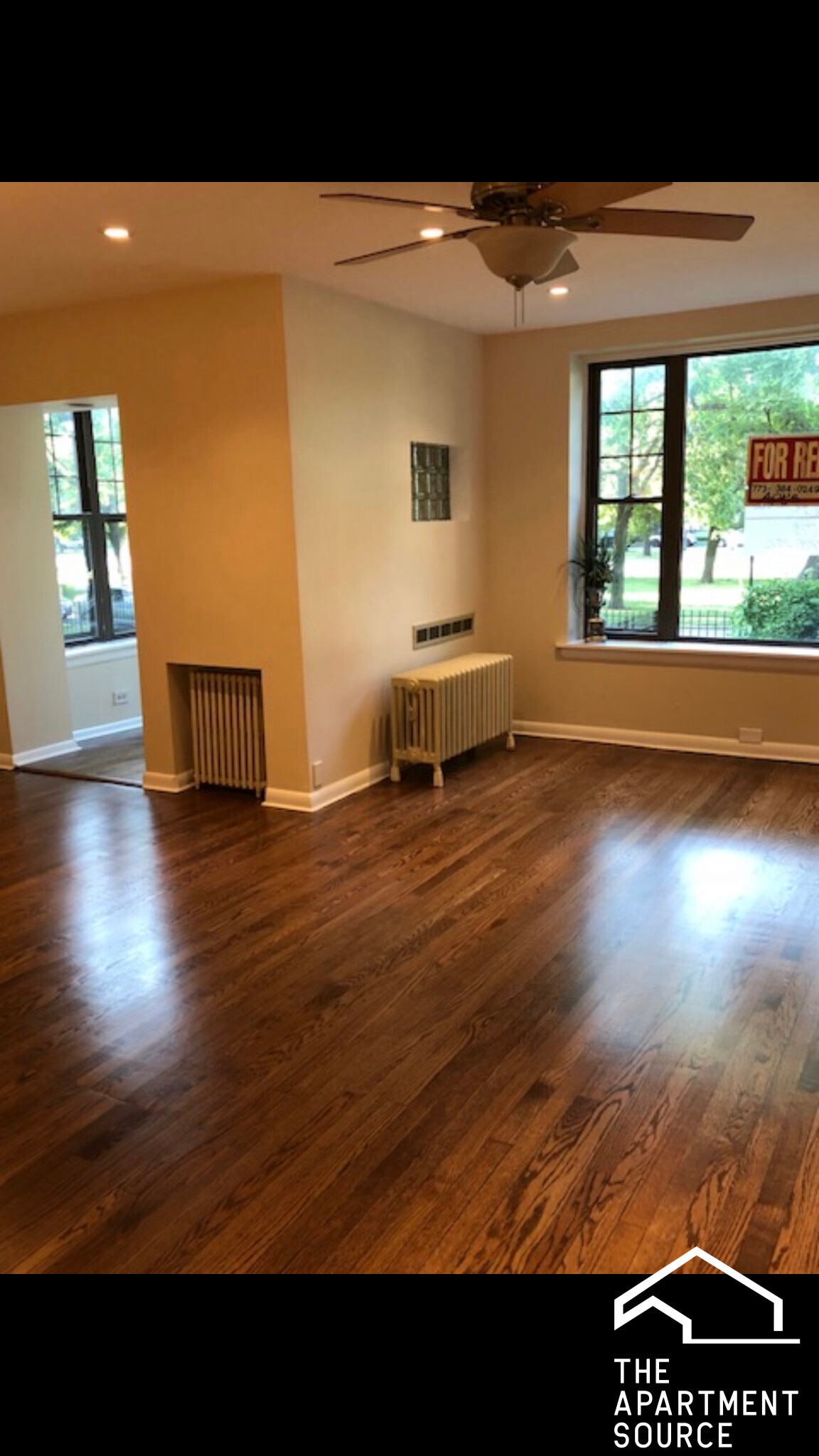 Building Photo - 2541 W Logan Blvd