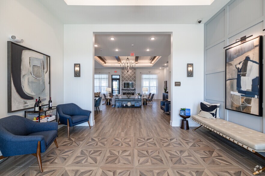 Clubhouse Entrance - Parkside at Punta Gorda