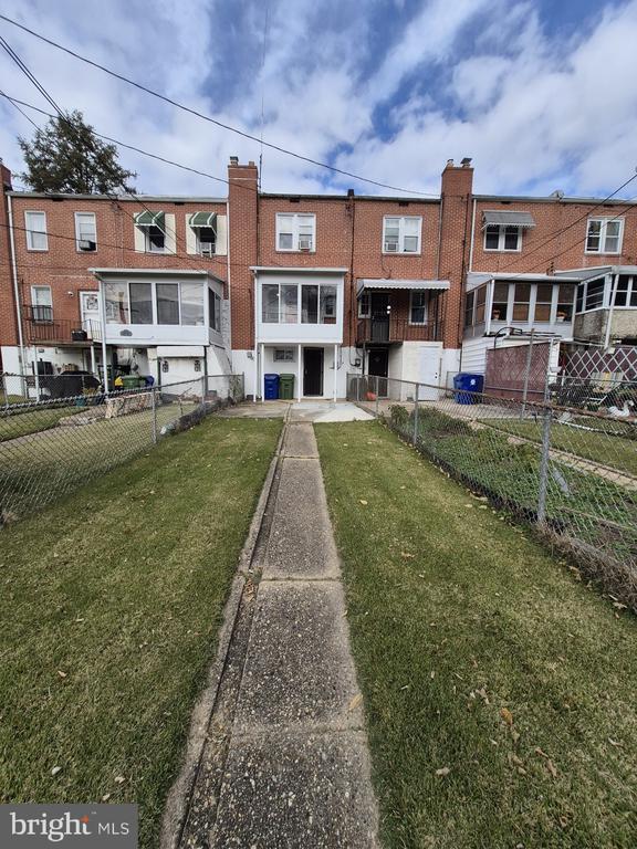 Building Photo - 2863 Edgecombe Cir S