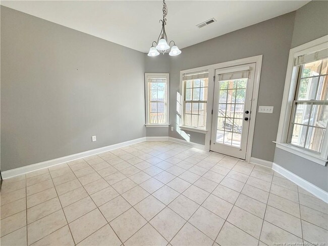 Building Photo - 418 Century Dr