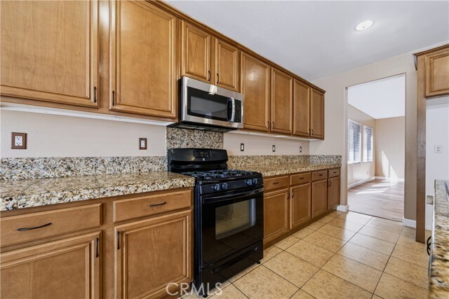 Building Photo - 1833 English Oak Way