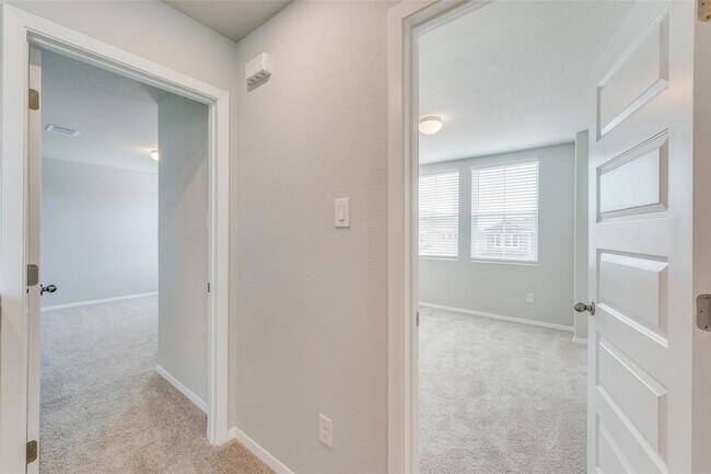 Building Photo - 68 Bent Trl Ln