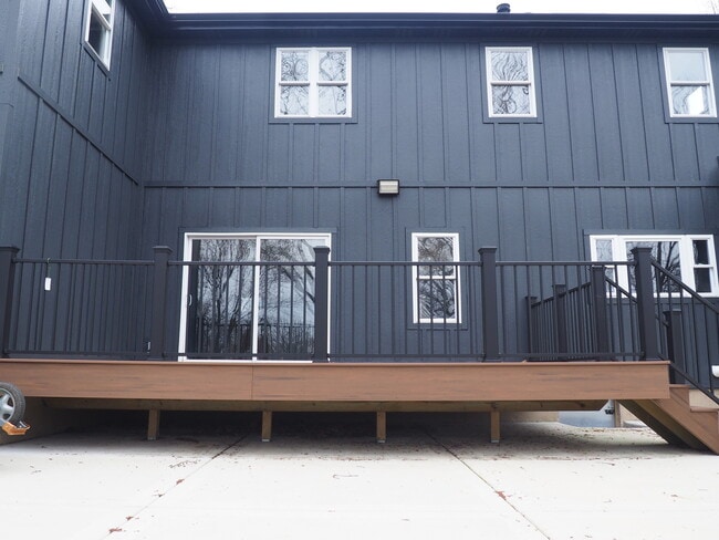 Building Photo - 9906 145th Pl