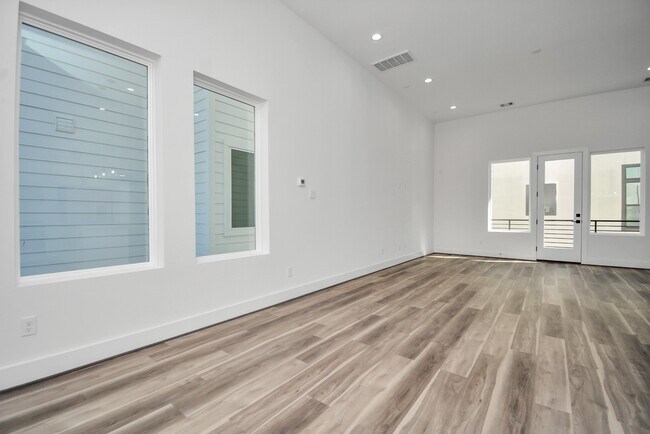 Building Photo - 1507 Robin St