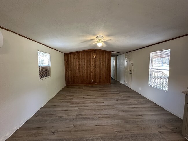 Building Photo - 26518 McIntosh Rd