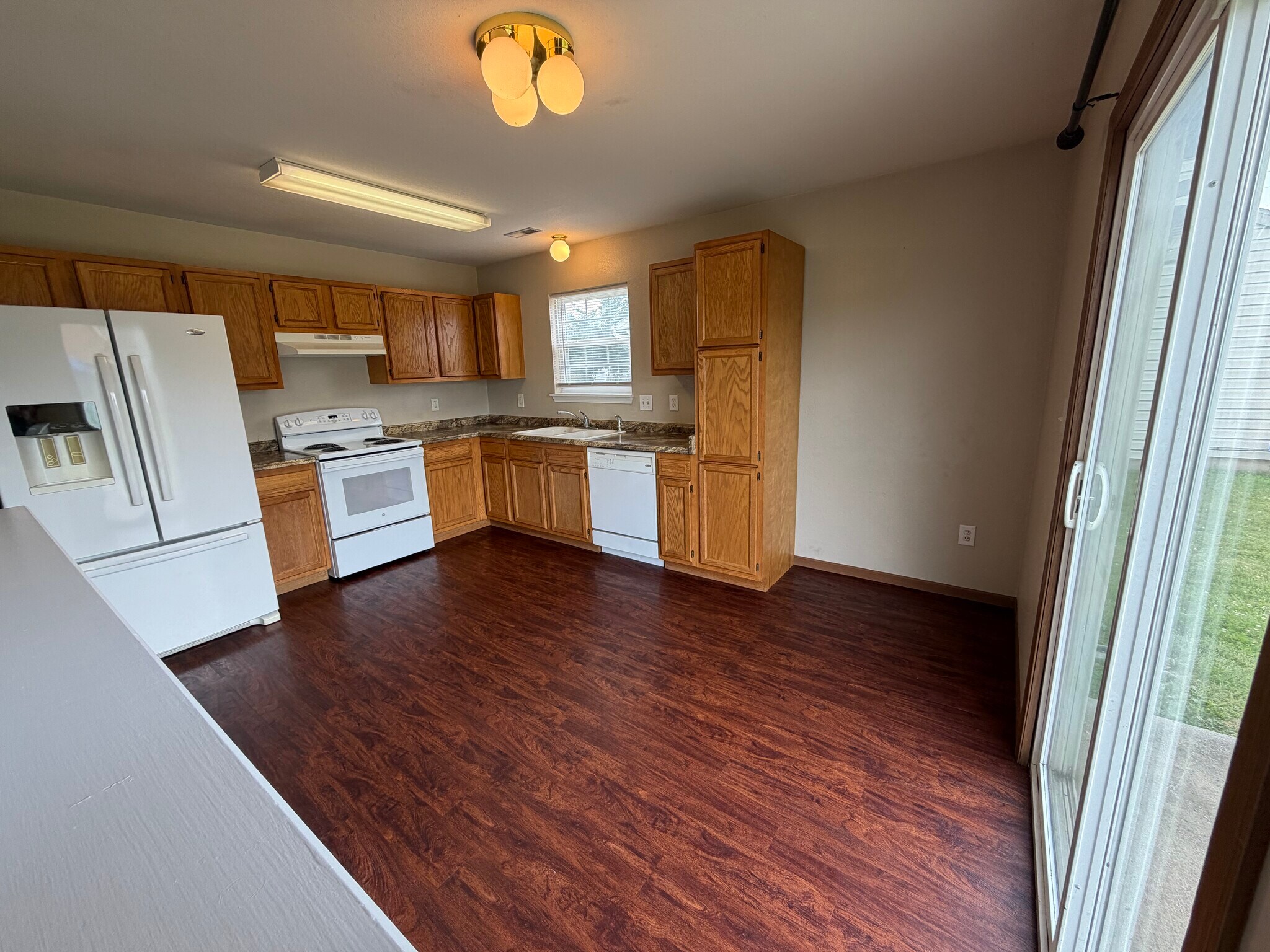 Building Photo - 1216 Wolf Run Ct