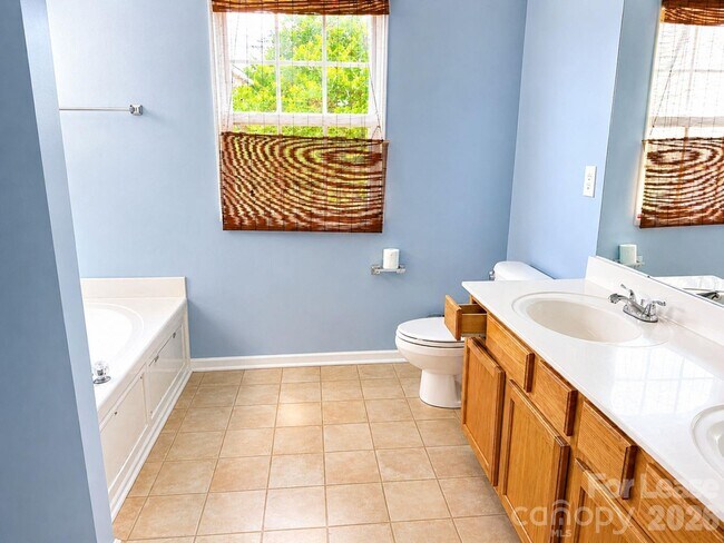 Building Photo - 12609 Hazy Valley Ct