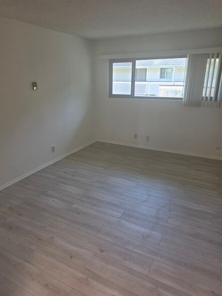 Building Photo - 2930 W 235th St