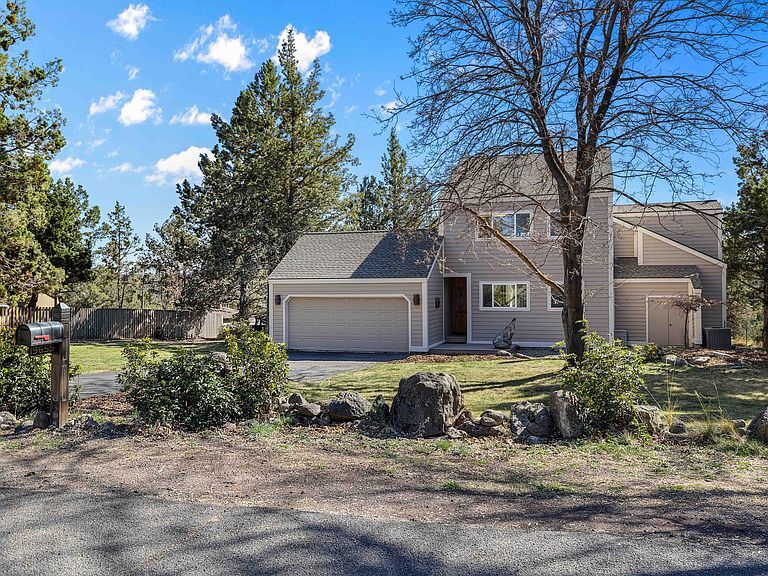 Building Photo - 19655 Ridgewood Dr