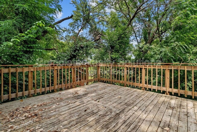Building Photo - 7219 Harney Ave