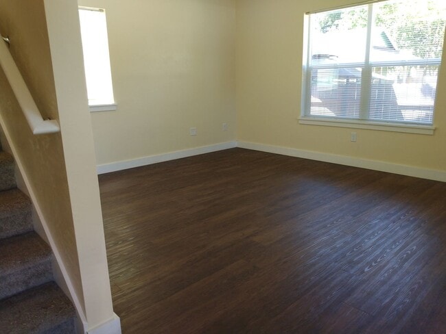 Building Photo - 430pio