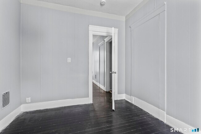 Building Photo - 78 Shelton Ave