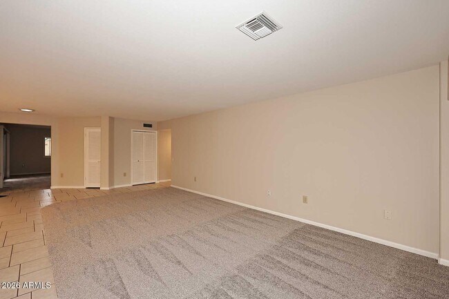 Building Photo - 14211 N Cameo Dr