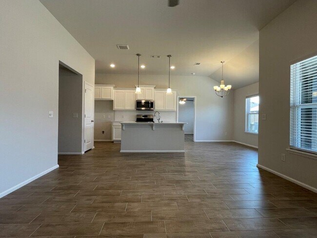 Building Photo - 3409 Piney River Dr