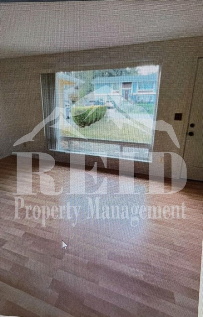 Building Photo - 3 BED 1.5 BATH RAMBLER - PORT ORCHARD