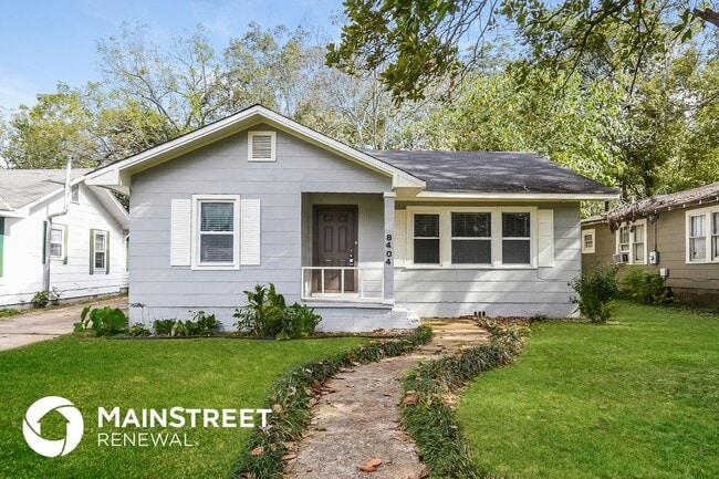 Building Photo - 8404 Thomas Ave