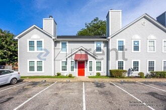 Building Photo - 357 Fort Worth Ave