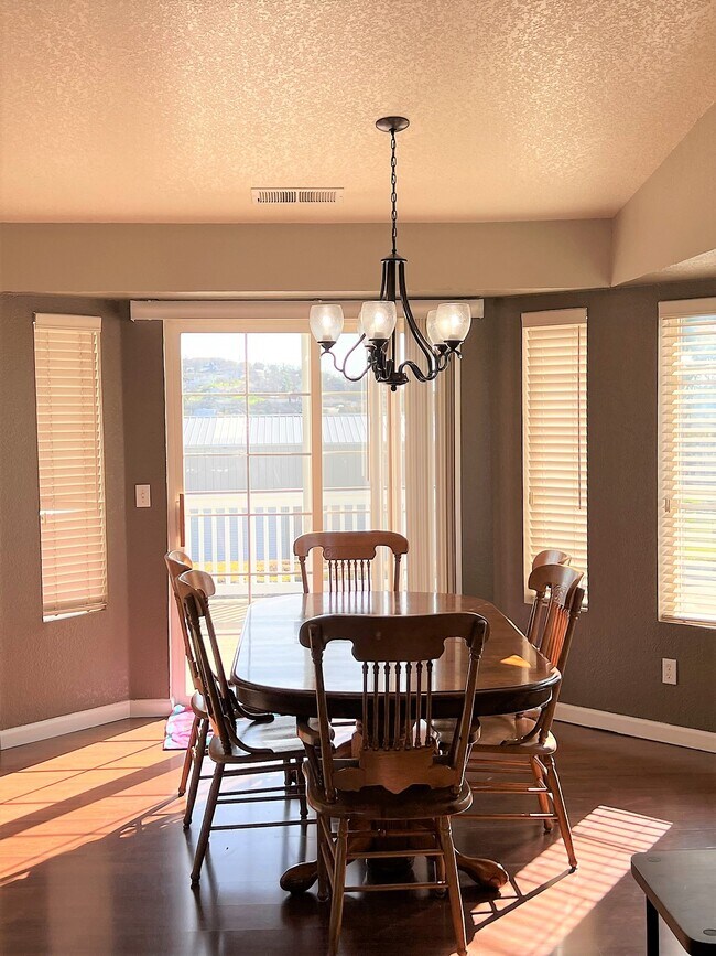 Building Photo - 4055 Flint Trail