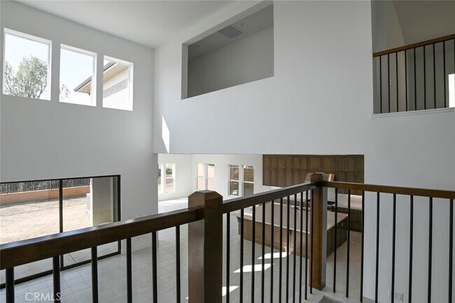 Building Photo - 20552 Edgewood Ct