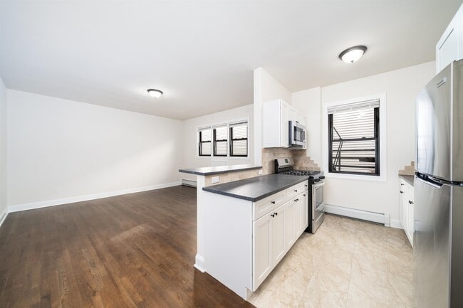 Building Photo - 119 Terrace Ave