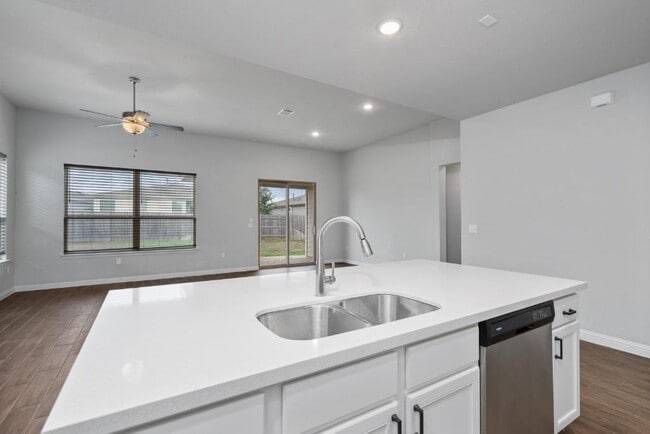 Building Photo - 8301 Turnberry Ln