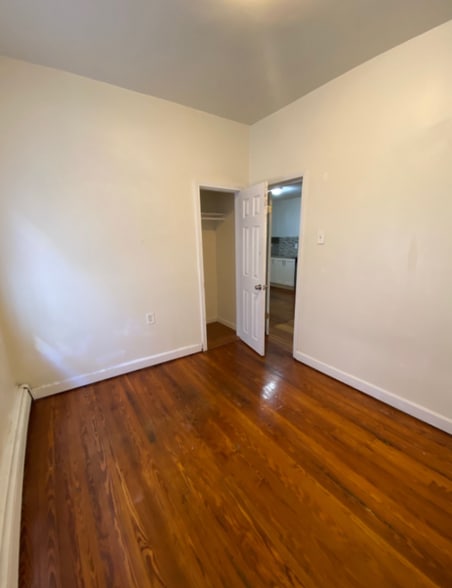 Building Photo - 62 Frankfort St