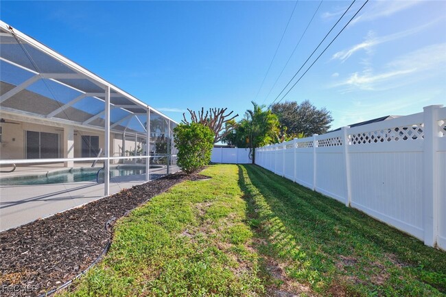 Building Photo - 132 SE 19th Terrace