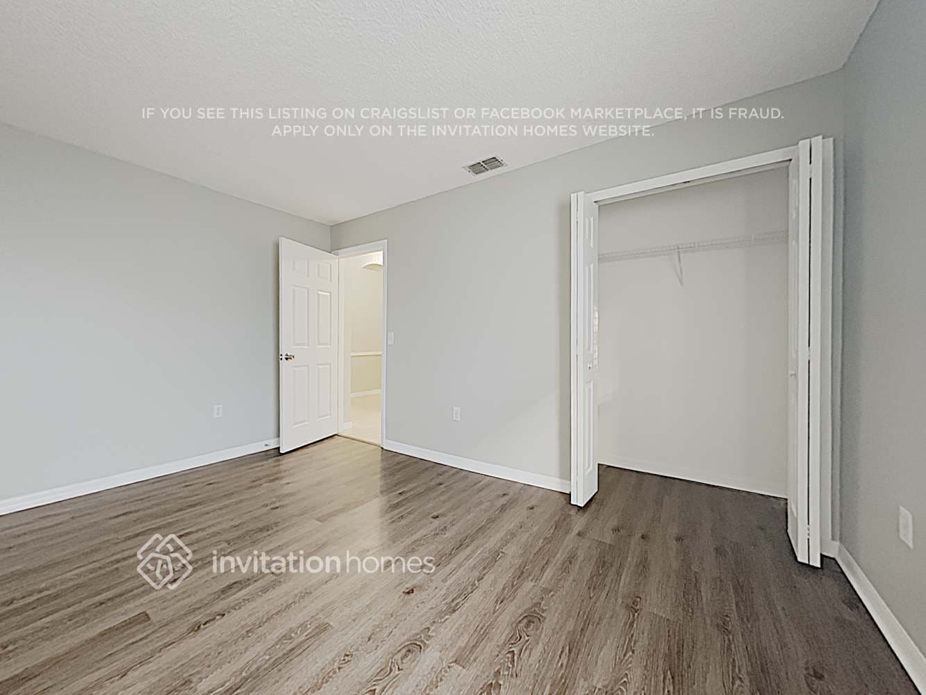 Building Photo - 14520 Lake Price Dr