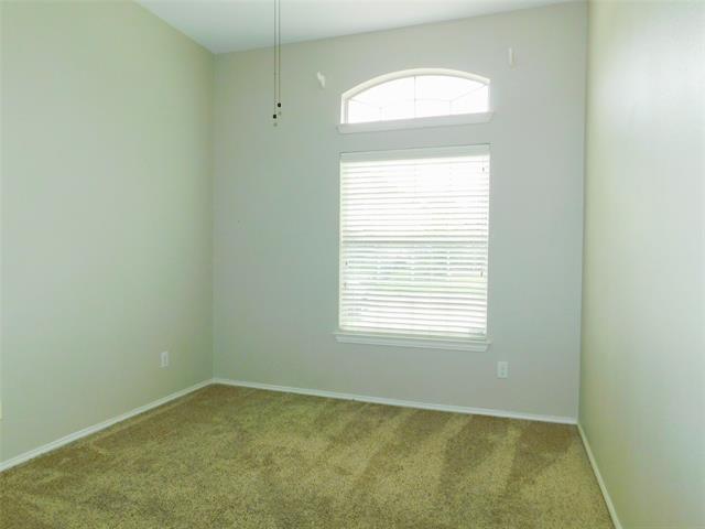 Building Photo - 6121 Apache Dr