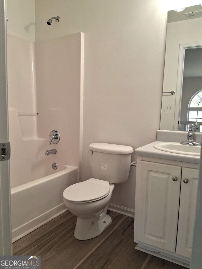 Building Photo - 122 Brenleigh Park Dr