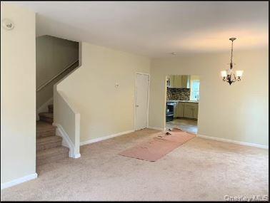 Building Photo - 56 Valley Ave