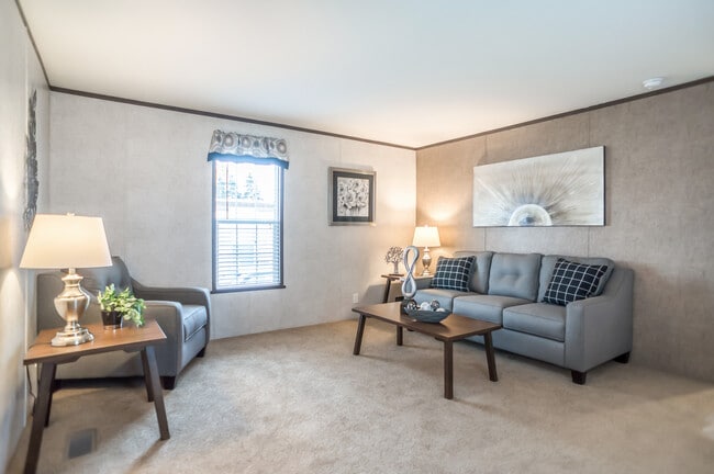 Building Photo - 2458 E Birch Dr