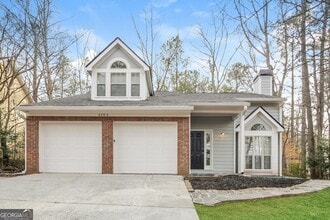 Building Photo - 3204 Rimrock Dr