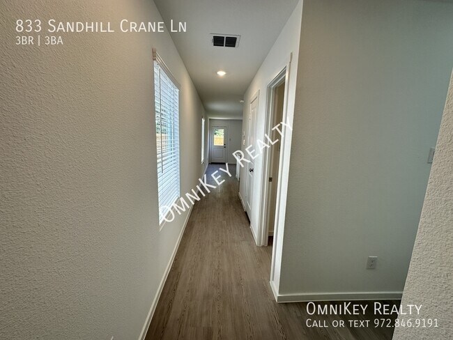 Building Photo - 833 Sandhill Crane Ln