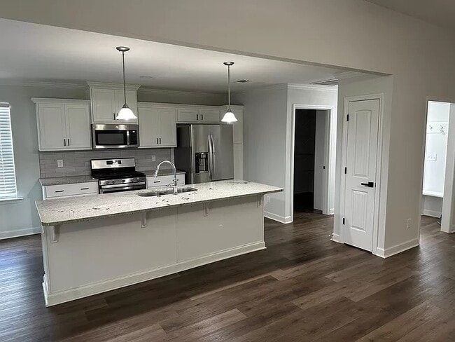 Building Photo - 7266 Hanford Dr