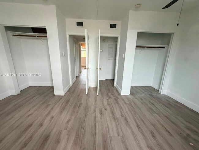 Building Photo - 274 NE 141st St