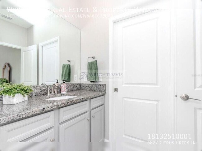 Building Photo - 6827 Citrus Creek Ln