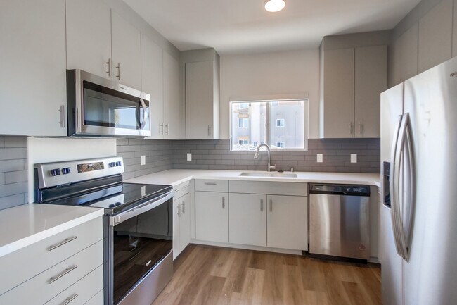 Building Photo - 4135 Illinois Street Apartments